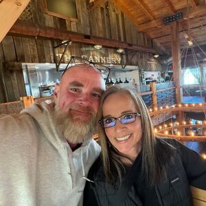 Meet your Posher, Holley